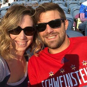 Meet your Posher, Annie